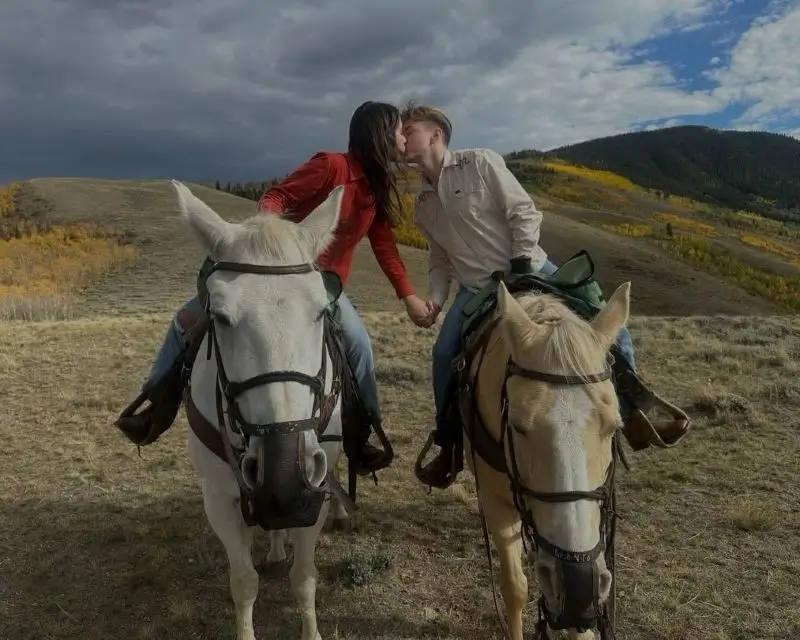 Colorado horseback ride engagements