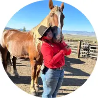 Bailey, a wrangler at Rusty Spurr Ranch